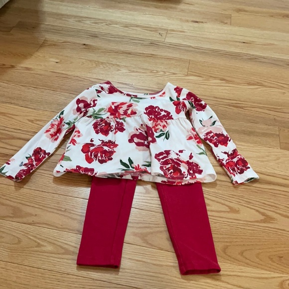 Matching set, pretty floral top